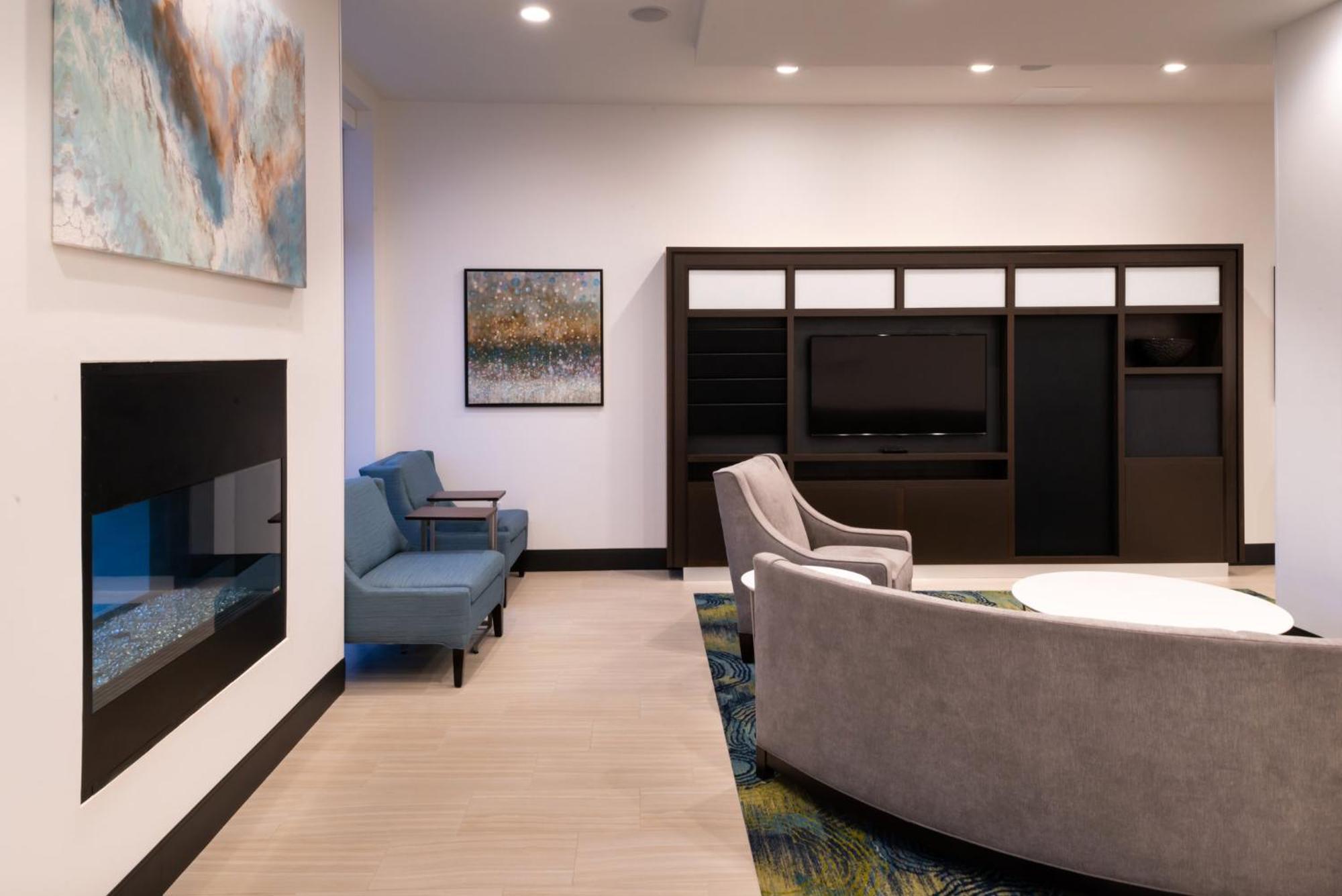 Holiday Inn & Suites - Farmington Hills - Detroit Nw By Ihg Exteriér fotografie