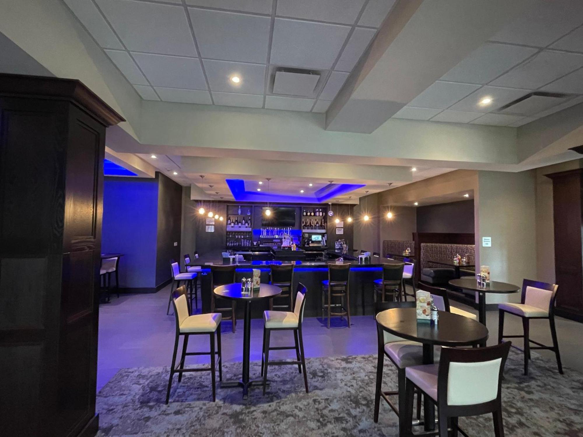 Holiday Inn & Suites - Farmington Hills - Detroit Nw By Ihg Exteriér fotografie