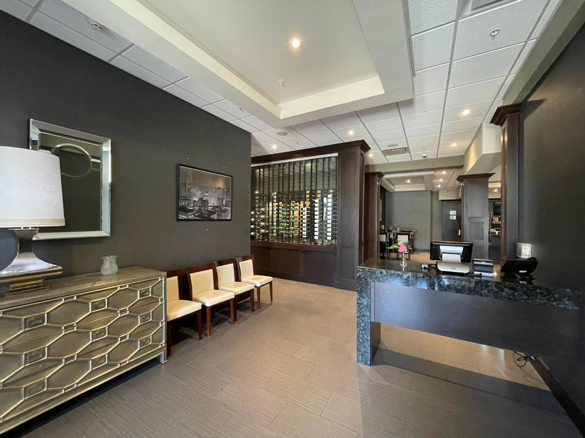 Holiday Inn & Suites - Farmington Hills - Detroit Nw By Ihg Exteriér fotografie