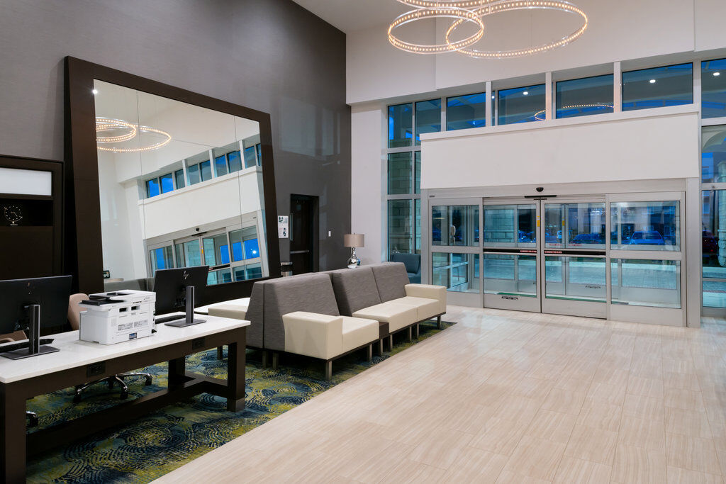 Holiday Inn & Suites - Farmington Hills - Detroit Nw By Ihg Exteriér fotografie